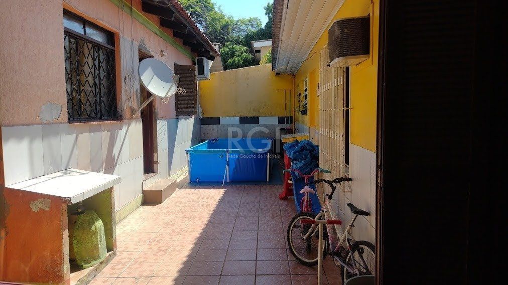 Casa à venda com 3 quartos, 100m² - Foto 24