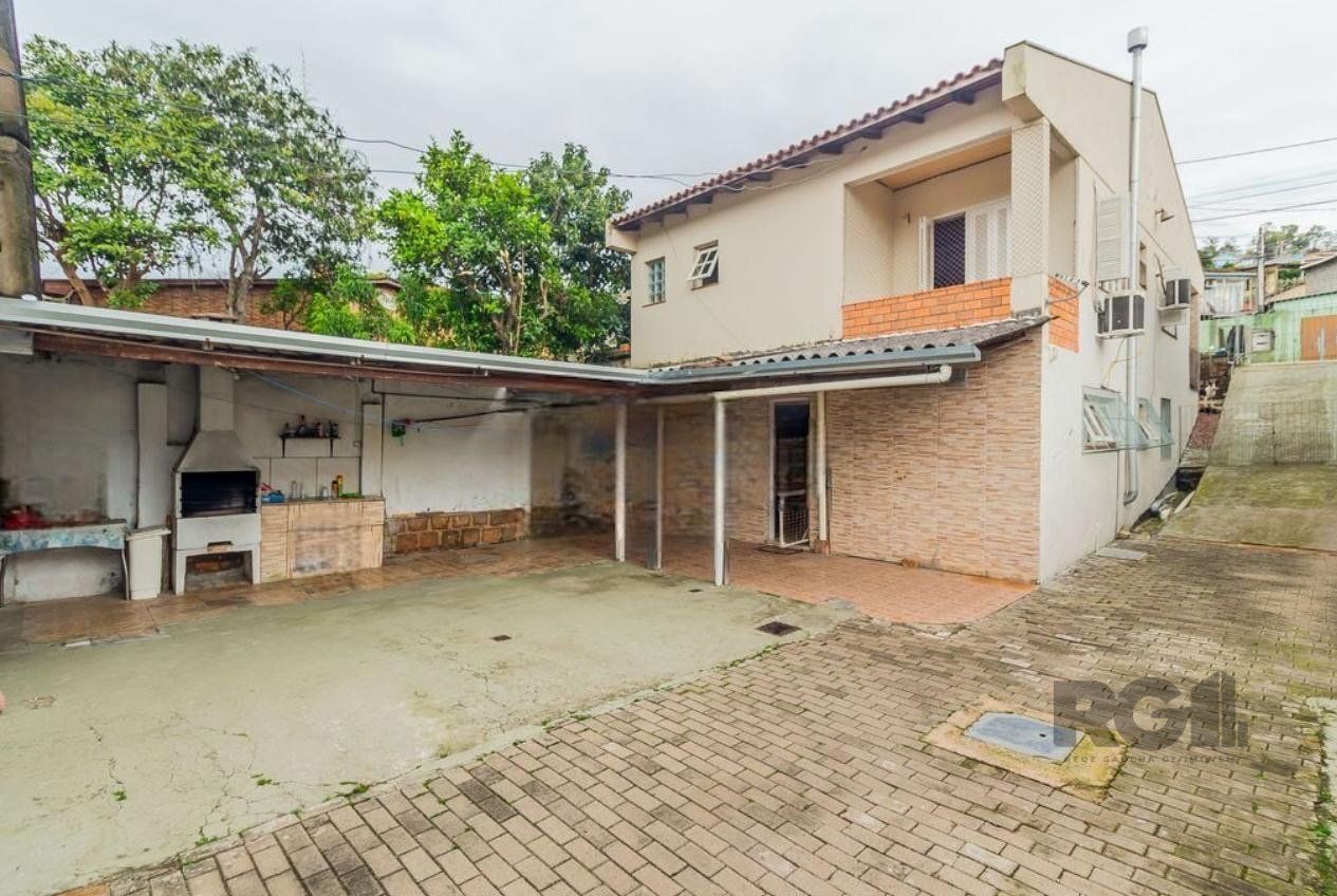 Casa à venda com 3 quartos, 300m² - Foto 26