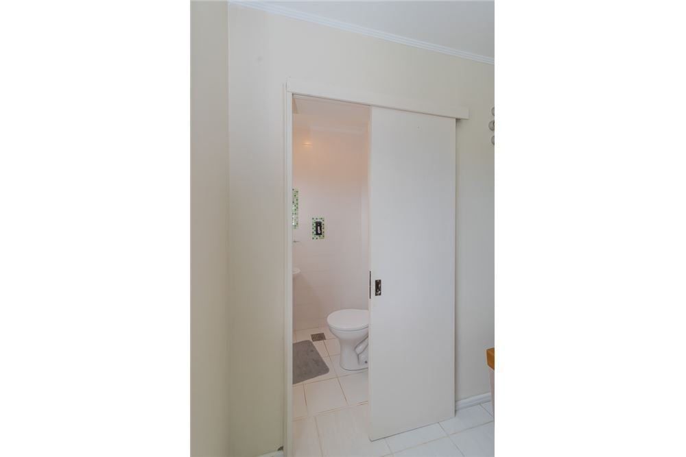 Casa à venda com 3 quartos, 109m² - Foto 28
