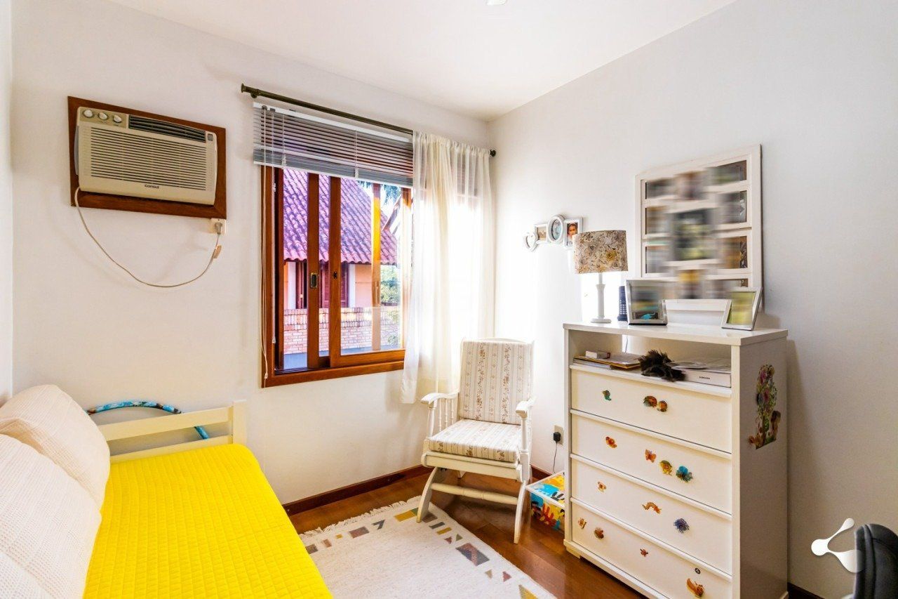 Casa de Condomínio à venda com 3 quartos, 233m² - Foto 40
