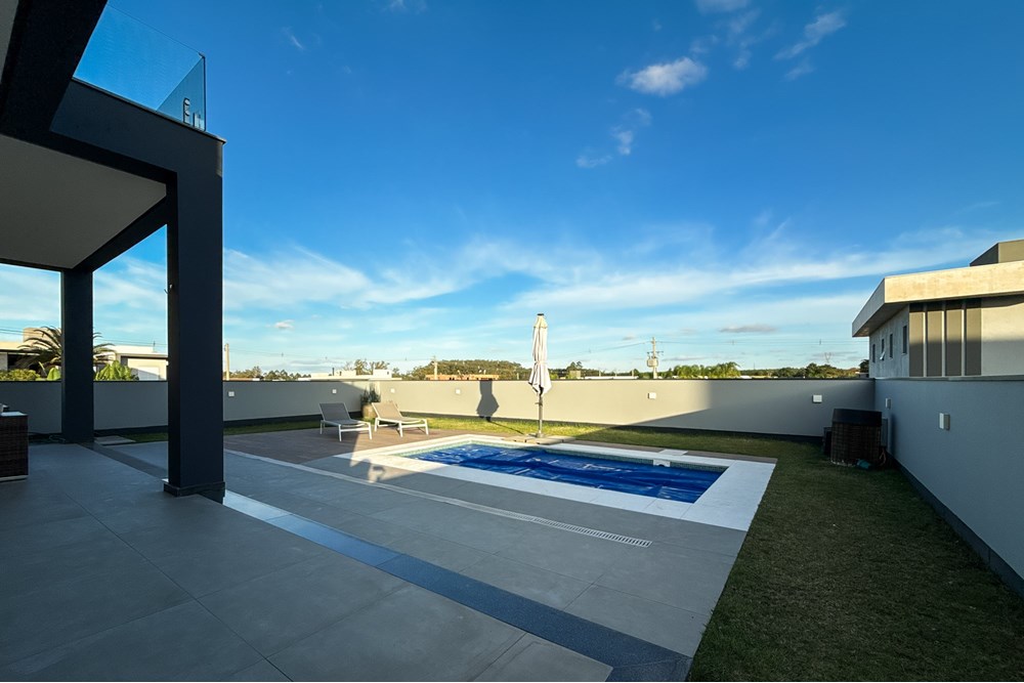 Casa de Condomínio à venda com 4 quartos, 303m² - Foto 10