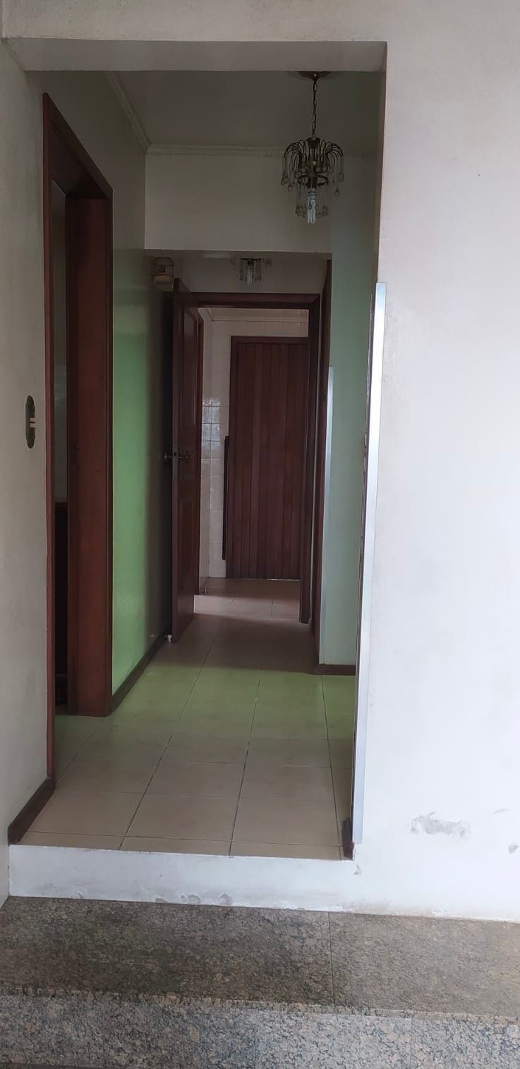 Casa à venda com 4 quartos, 351m² - Foto 27