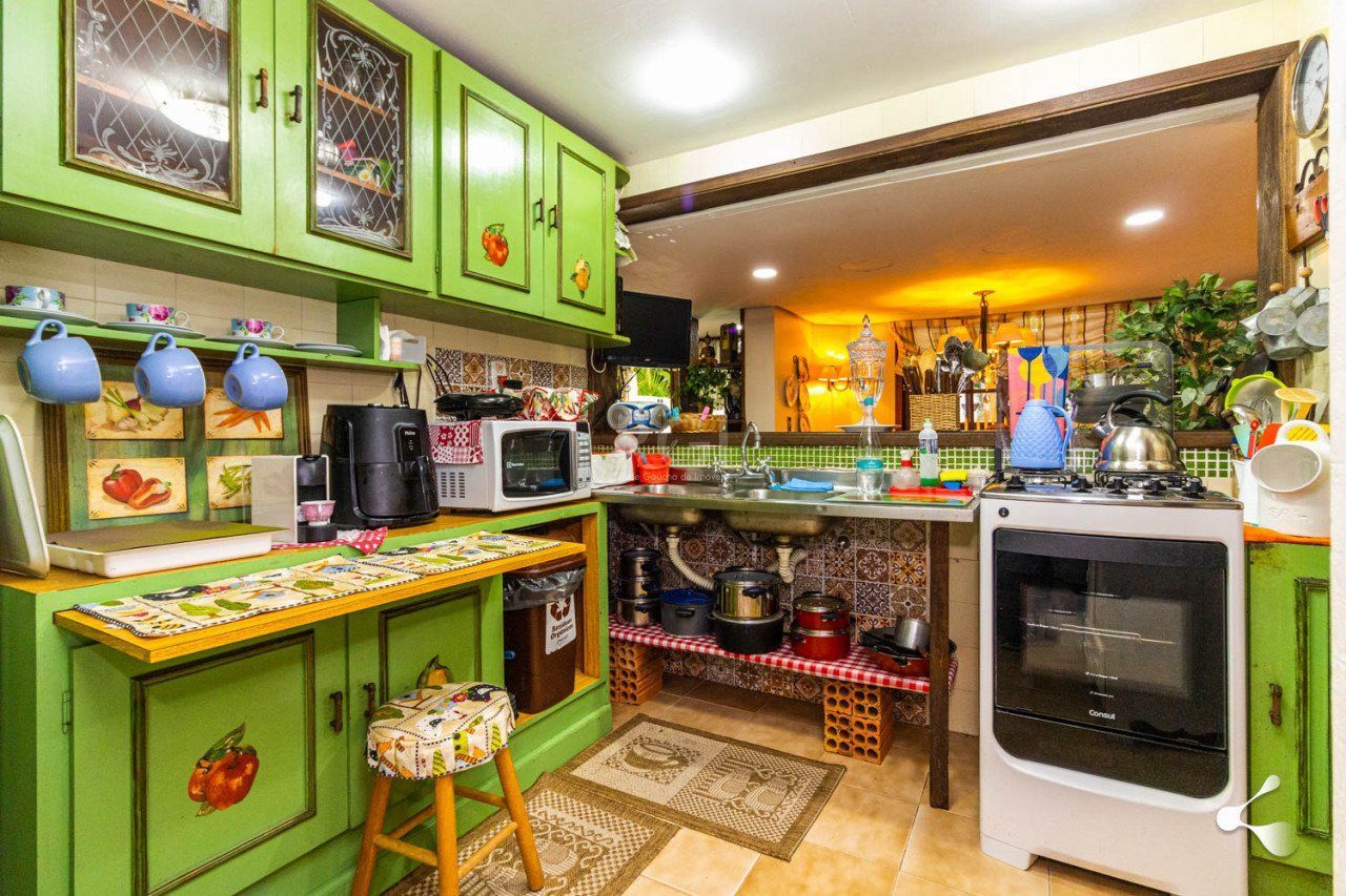 Casa de Condomínio à venda com 4 quartos, 231m² - Foto 34
