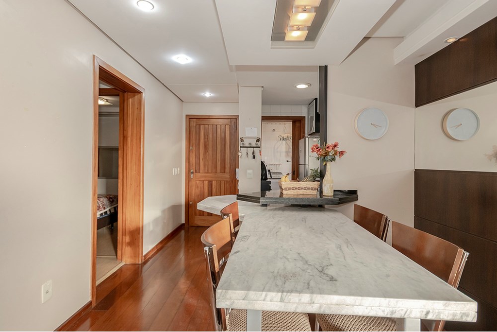 Apartamento à venda com 2 quartos, 79m² - Foto 30