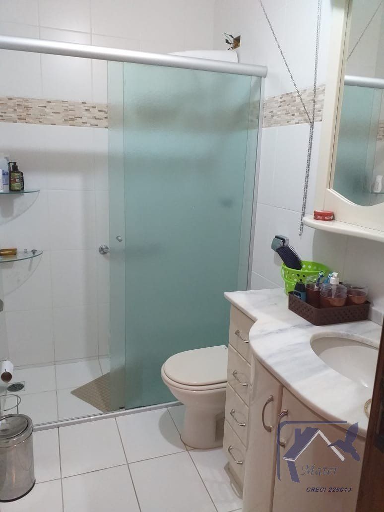 Casa à venda com 4 quartos, 273m² - Foto 24