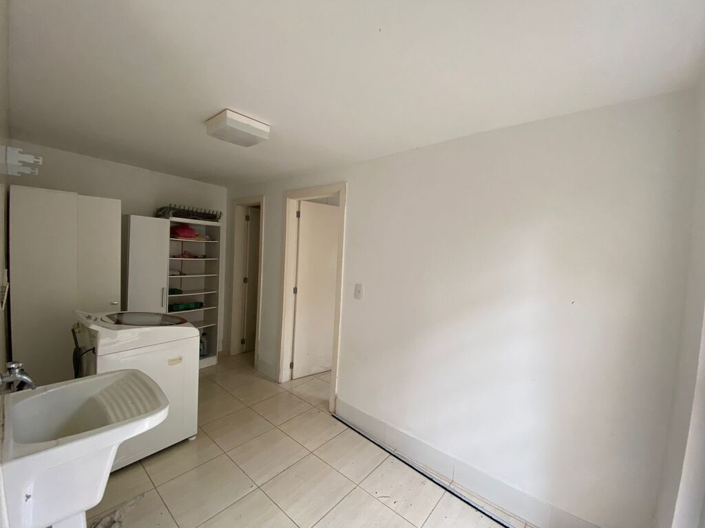 Casa à venda com 4 quartos, 265m² - Foto 20