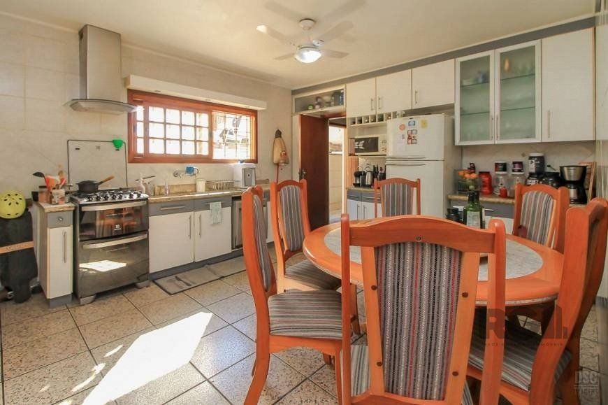 Casa à venda com 3 quartos, 205m² - Foto 6