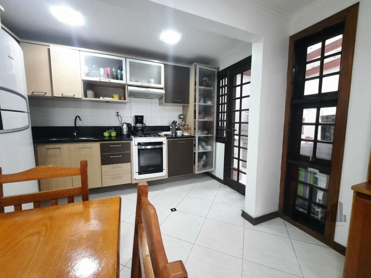 Casa de Condomínio à venda com 3 quartos, 141m² - Foto 9