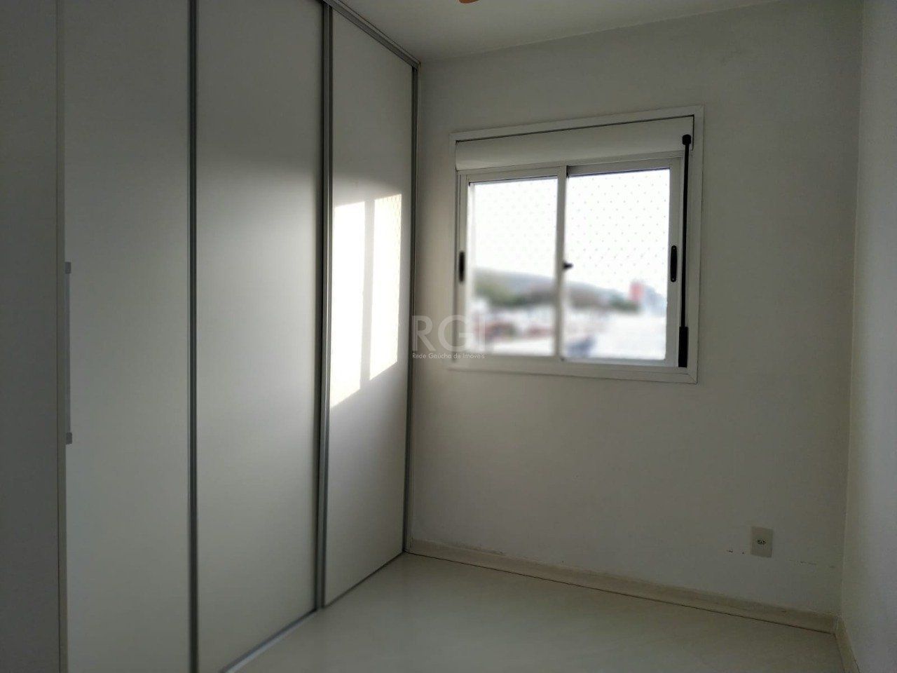 Apartamento à venda com 2 quartos, 61m² - Foto 8