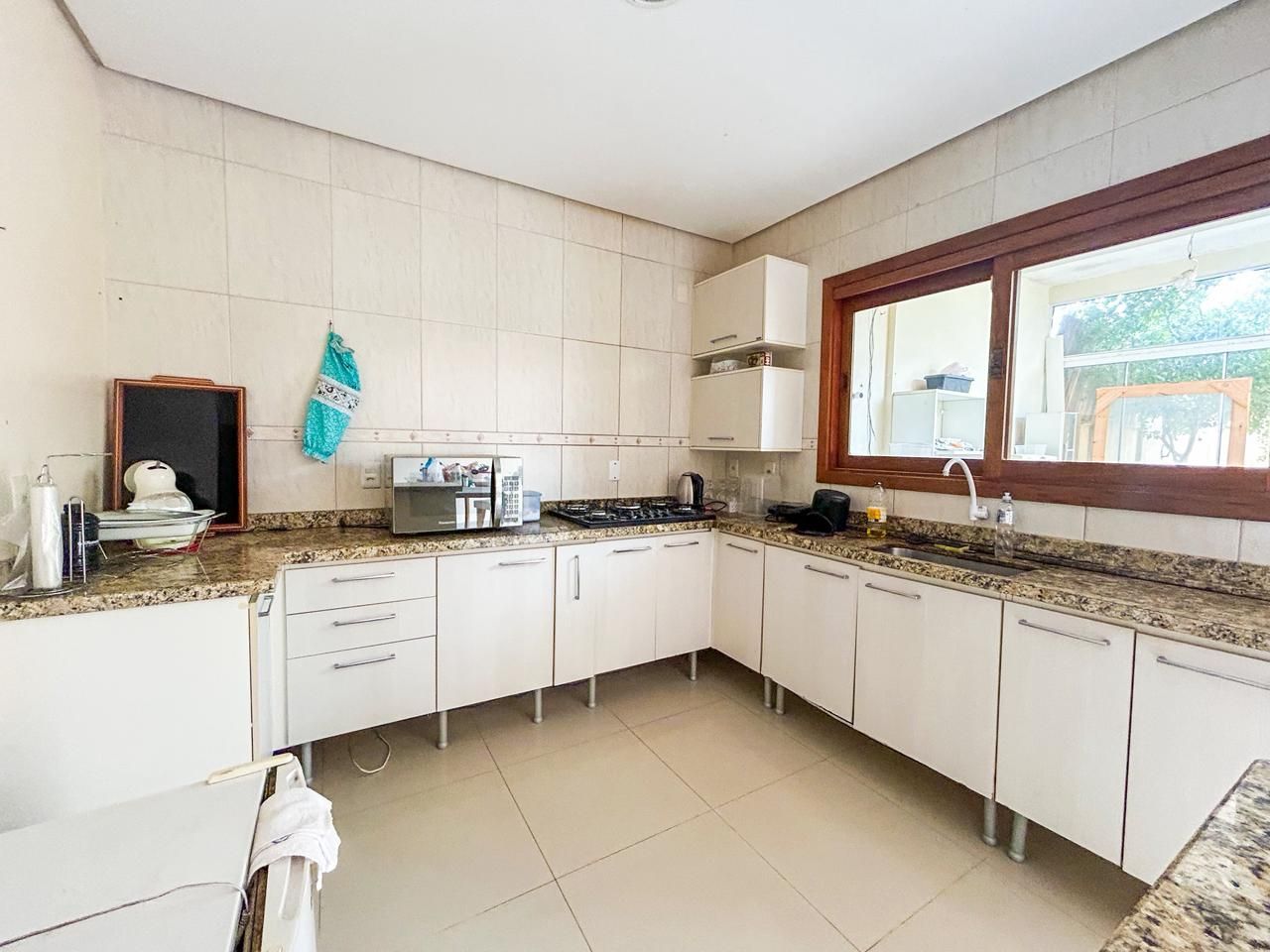 Casa, 3 quartos, 250 m² - Foto 9