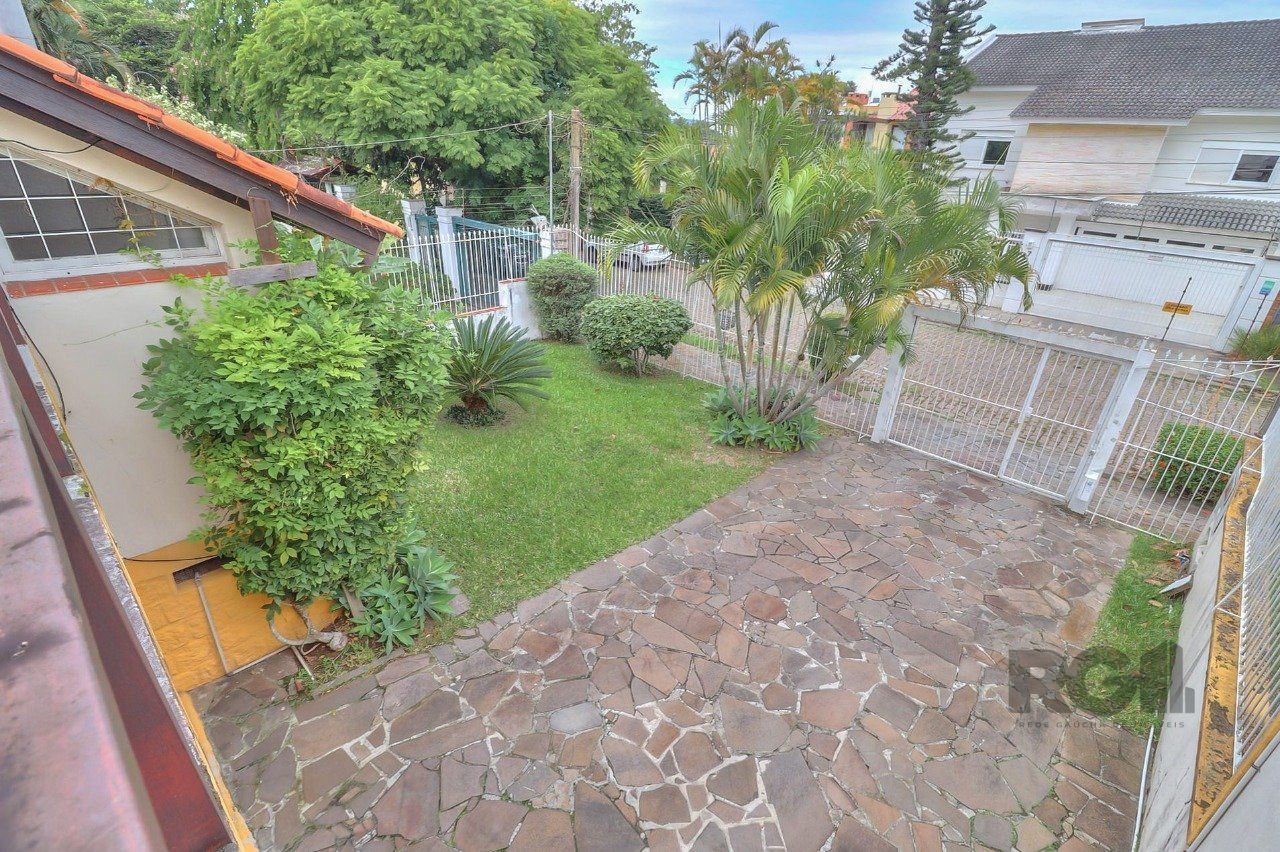 Casa à venda com 5 quartos, 232m² - Foto 25