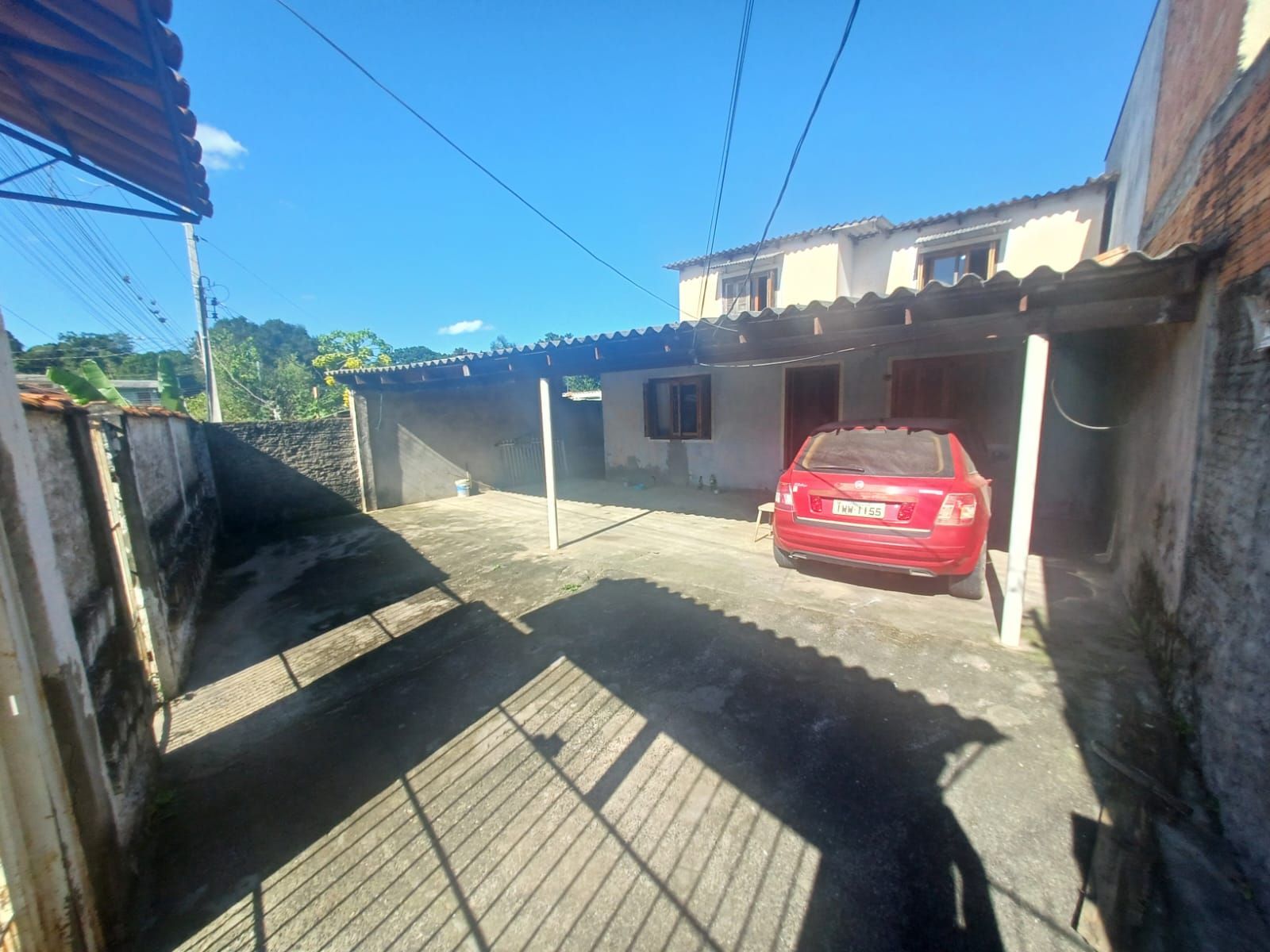 Casa com 160m², 3 dormitórios no bairro Belém Velho em Porto Alegre para Comprar