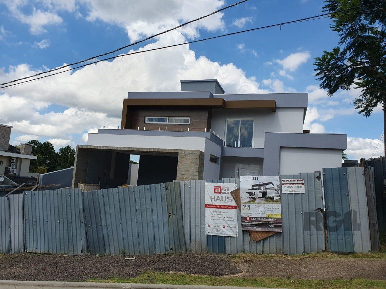 Casa de Condomínio à venda com 4 quartos, 330m² - Foto 8