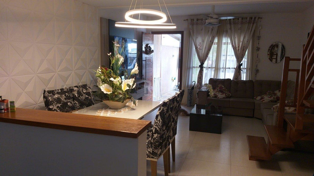 Casa de Condomínio à venda com 2 quartos, 96m² - Foto 1