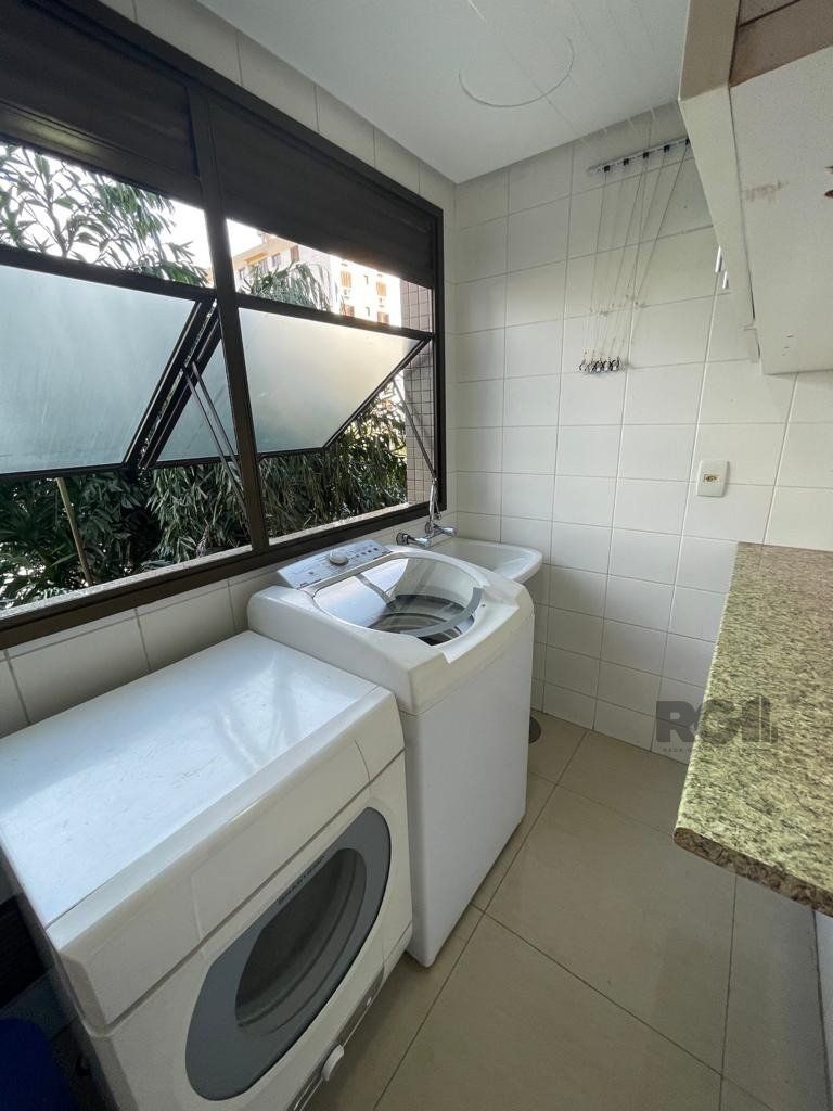 Apartamento à venda com 3 quartos, 94m² - Foto 13