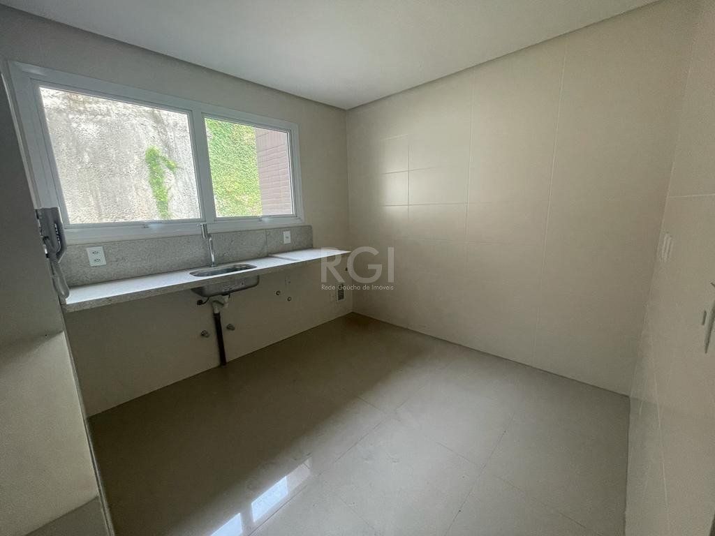 Casa de Condomínio à venda com 3 quartos, 251m² - Foto 12