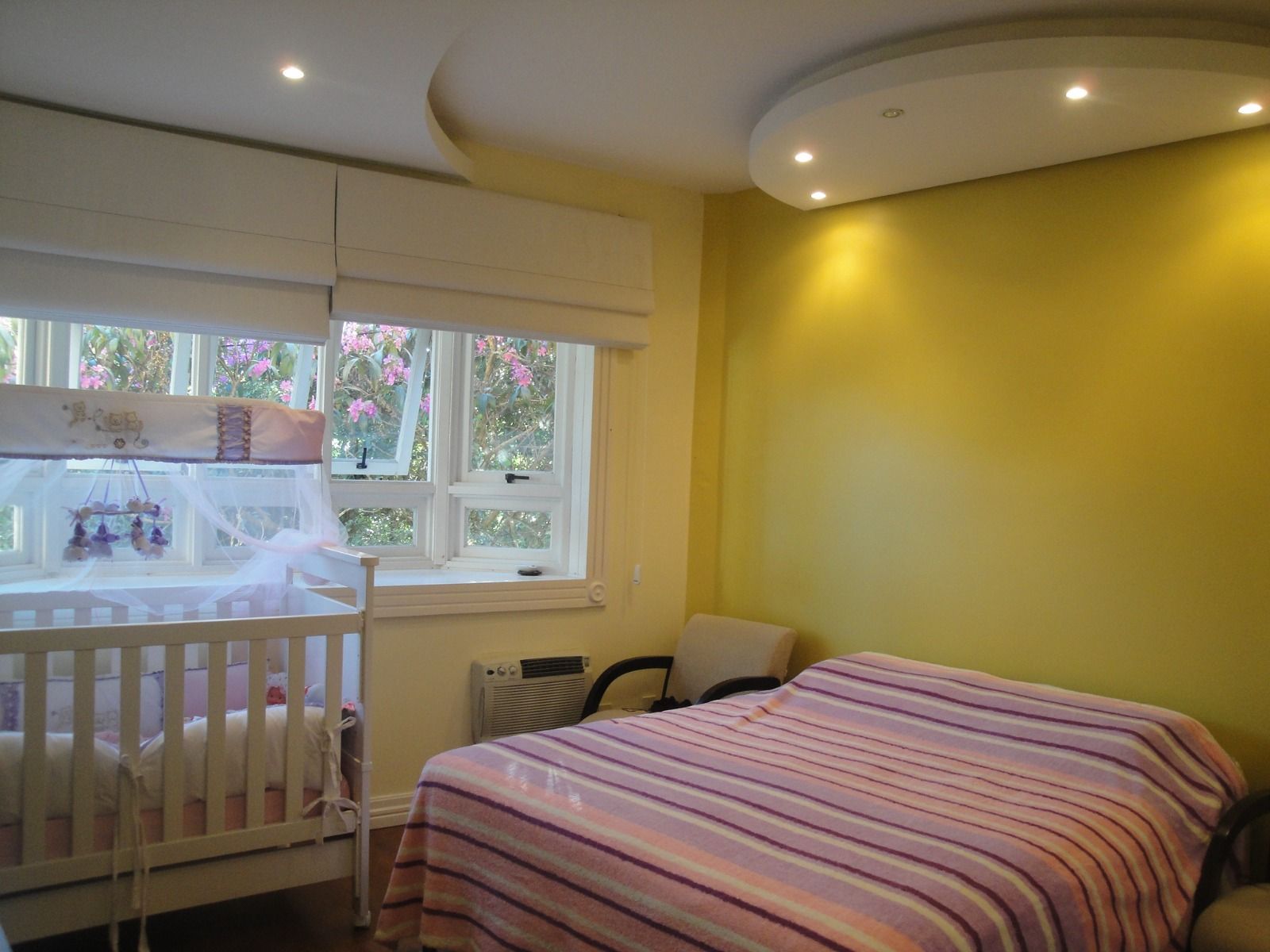 Casa à venda com 2 quartos, 330m² - Foto 10