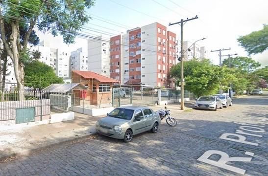 Apartamento mobiliado com 2 quartos no Bairro Humaitá