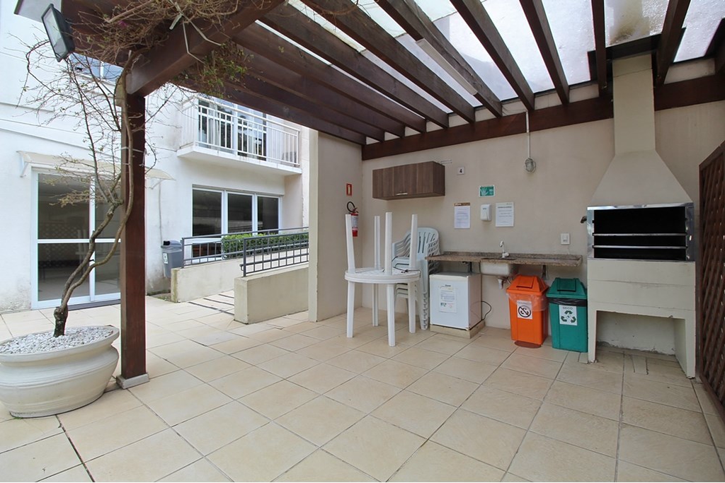 Apartamento à venda com 2 quartos, 62m² - Foto 11