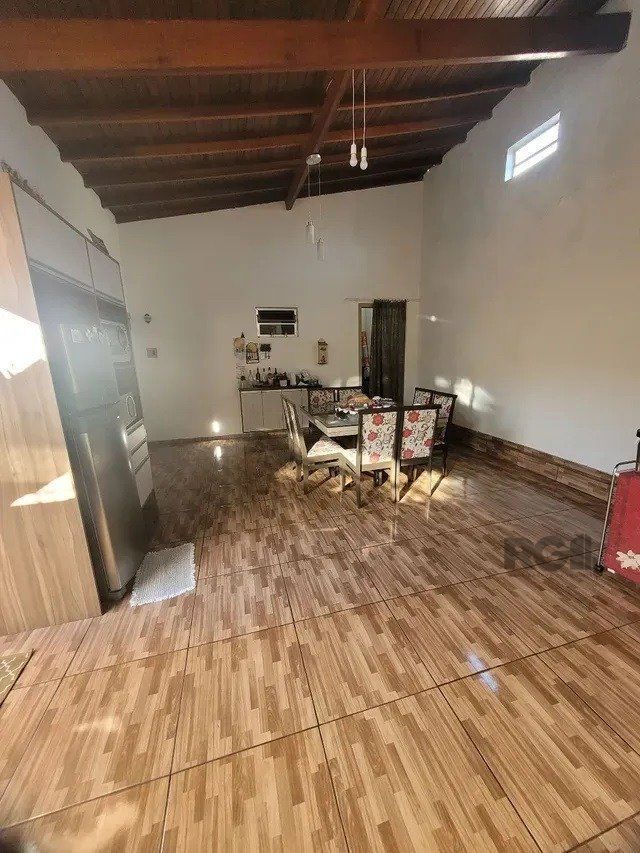 Casa à venda com 3 quartos, 152m² - Foto 3