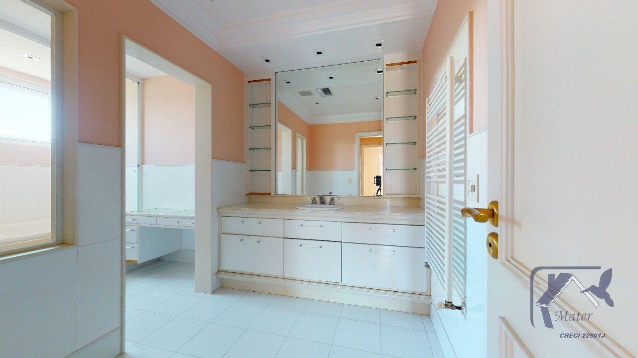 Casa à venda com 7 quartos, 1165m² - Foto 27