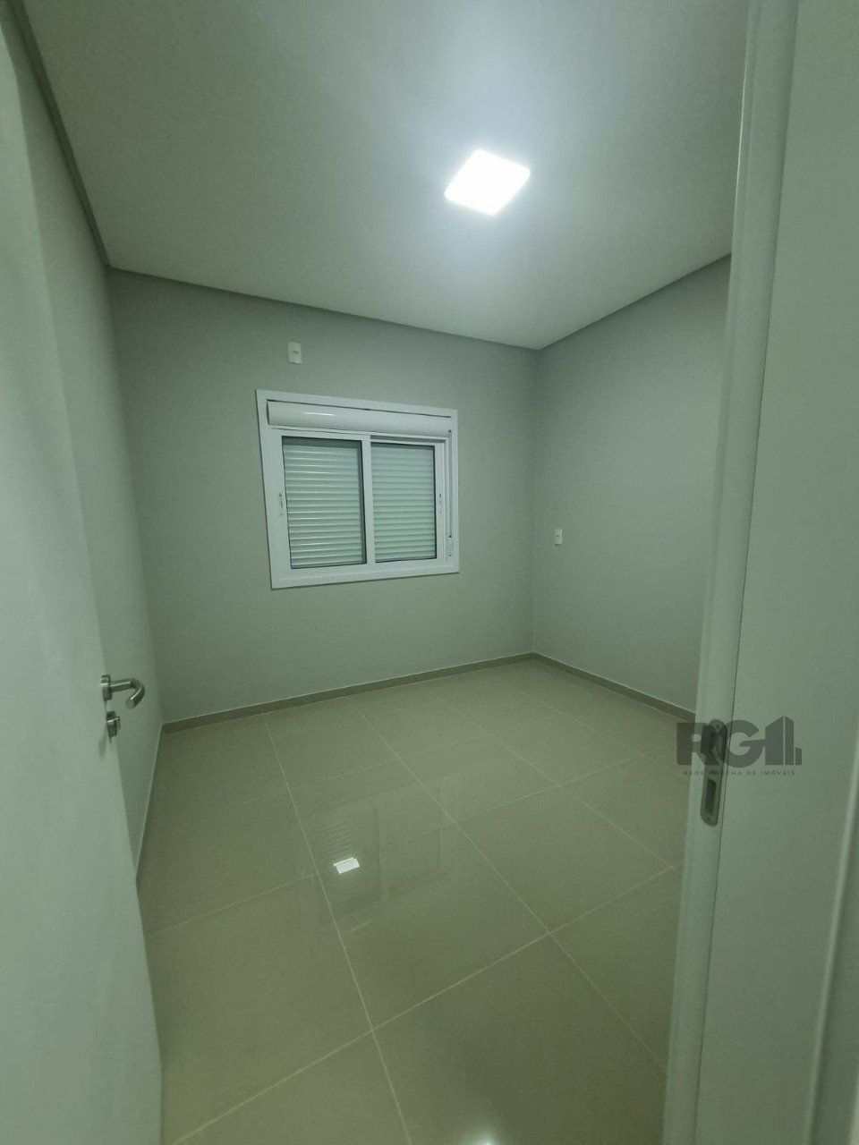 Casa à venda com 3 quartos, 90m² - Foto 27