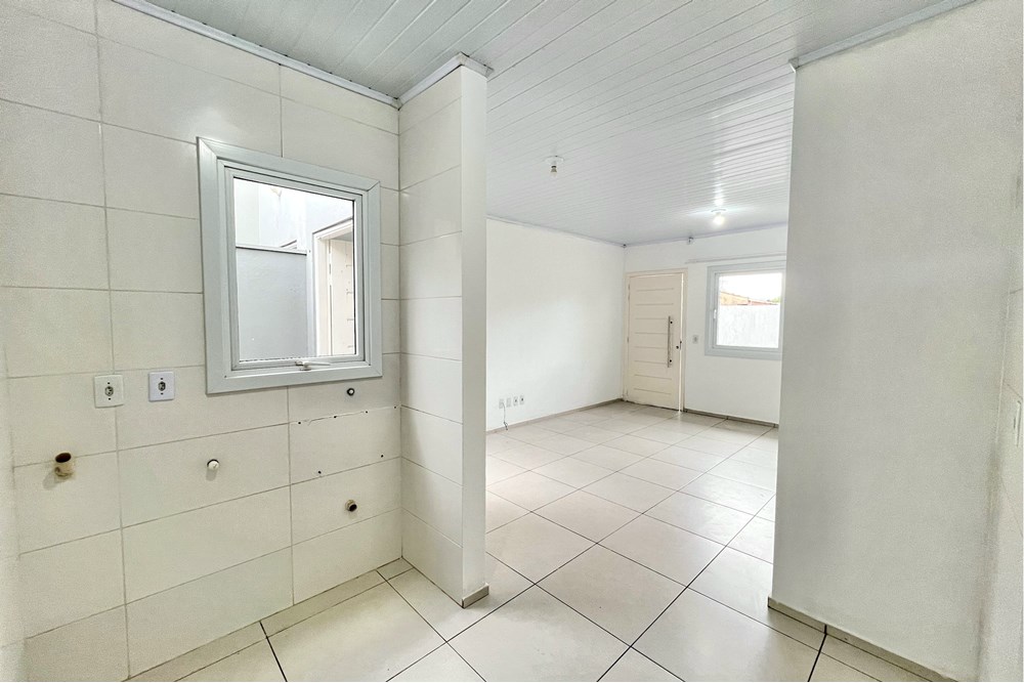 Casa à venda com 2 quartos, 54m² - Foto 6