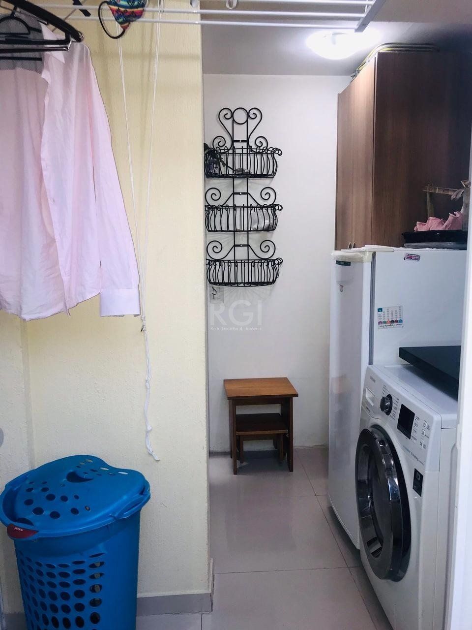 Casa de Condomínio à venda com 4 quartos, 209m² - Foto 13