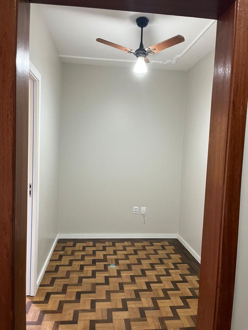 Apartamento à venda com 1 quarto, 34m² - Foto 9