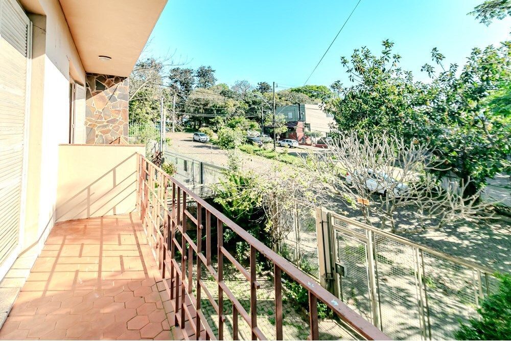Casa à venda com 4 quartos, 352m² - Foto 3