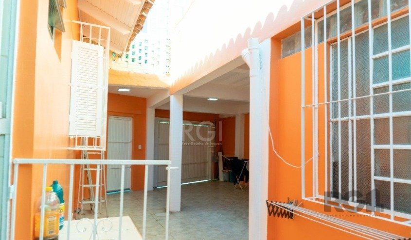 Casa à venda com 3 quartos, 197m² - Foto 20