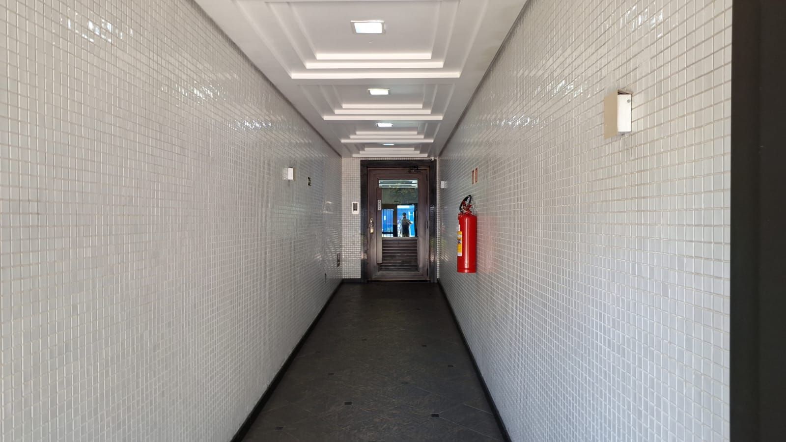 Sala Comercial, 1 sala, para alugar, 27 m², Rio Branco - Porto Alegre — foto 3