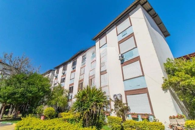 Apartamento com 66m², 3 dormitórios no bairro Cavalhada em Porto Alegre para Comprar