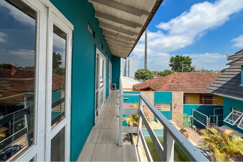 Casa à venda com 4 quartos, 300m² - Foto 3