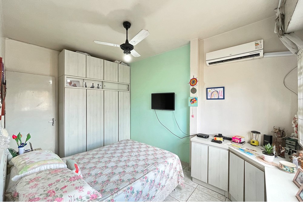 Apartamento à venda com 2 quartos, 62m² - Foto 12