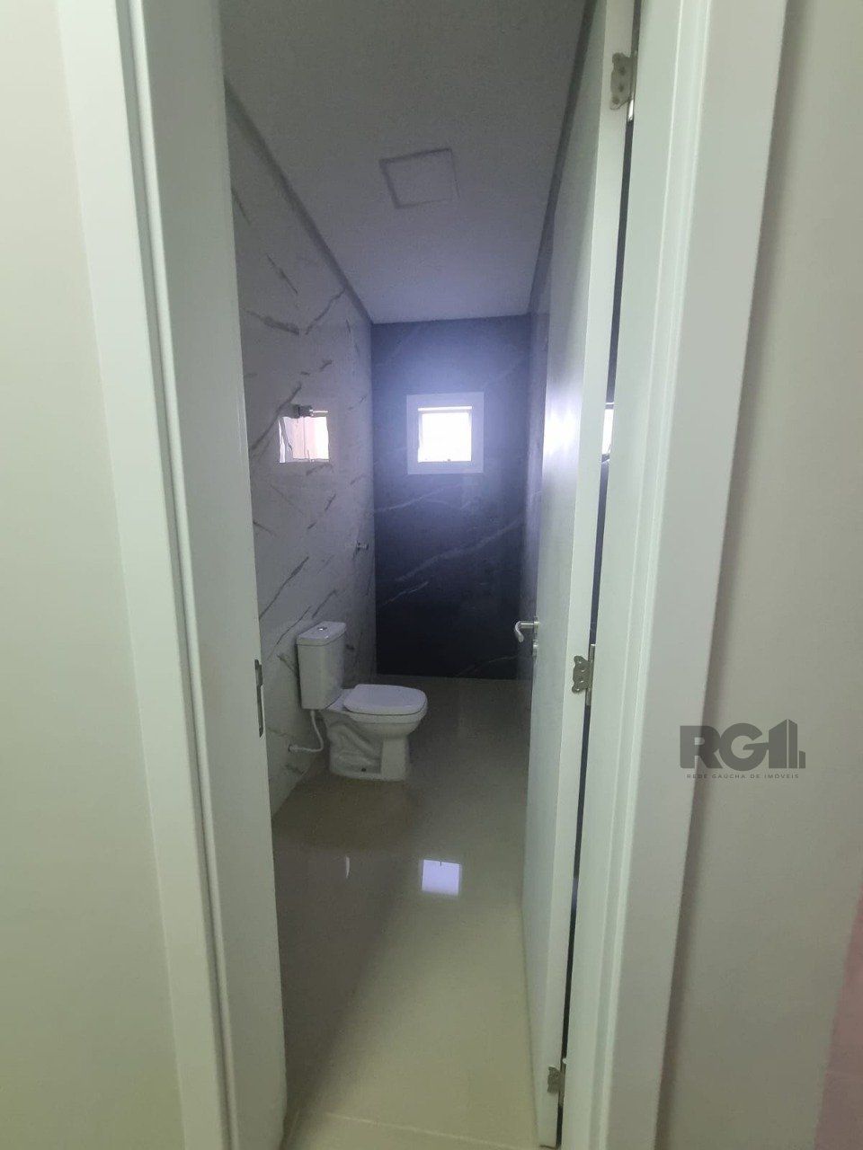 Casa à venda com 3 quartos, 90m² - Foto 28