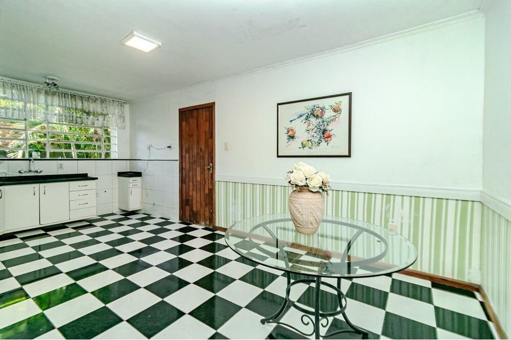 Casa à venda com 4 quartos, 352m² - Foto 29