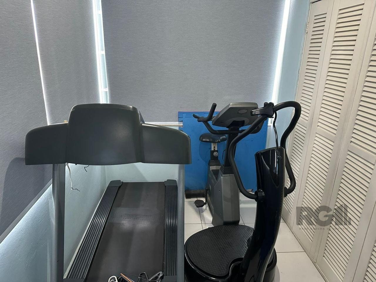 Casa à venda com 3 quartos, 207m² - Foto 18
