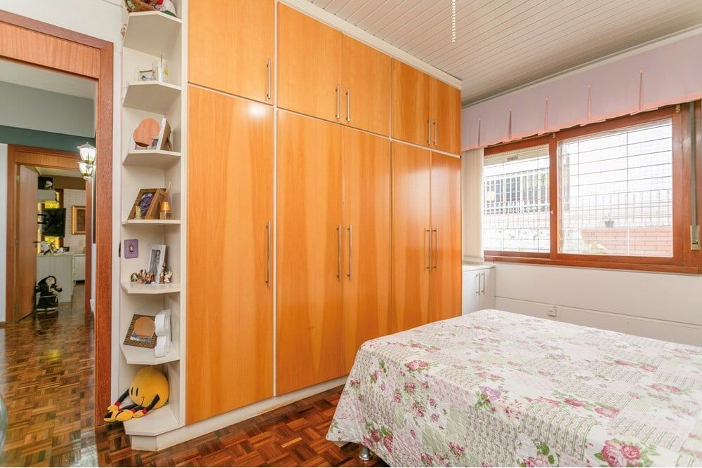 Casa à venda com 3 quartos, 214m² - Foto 8