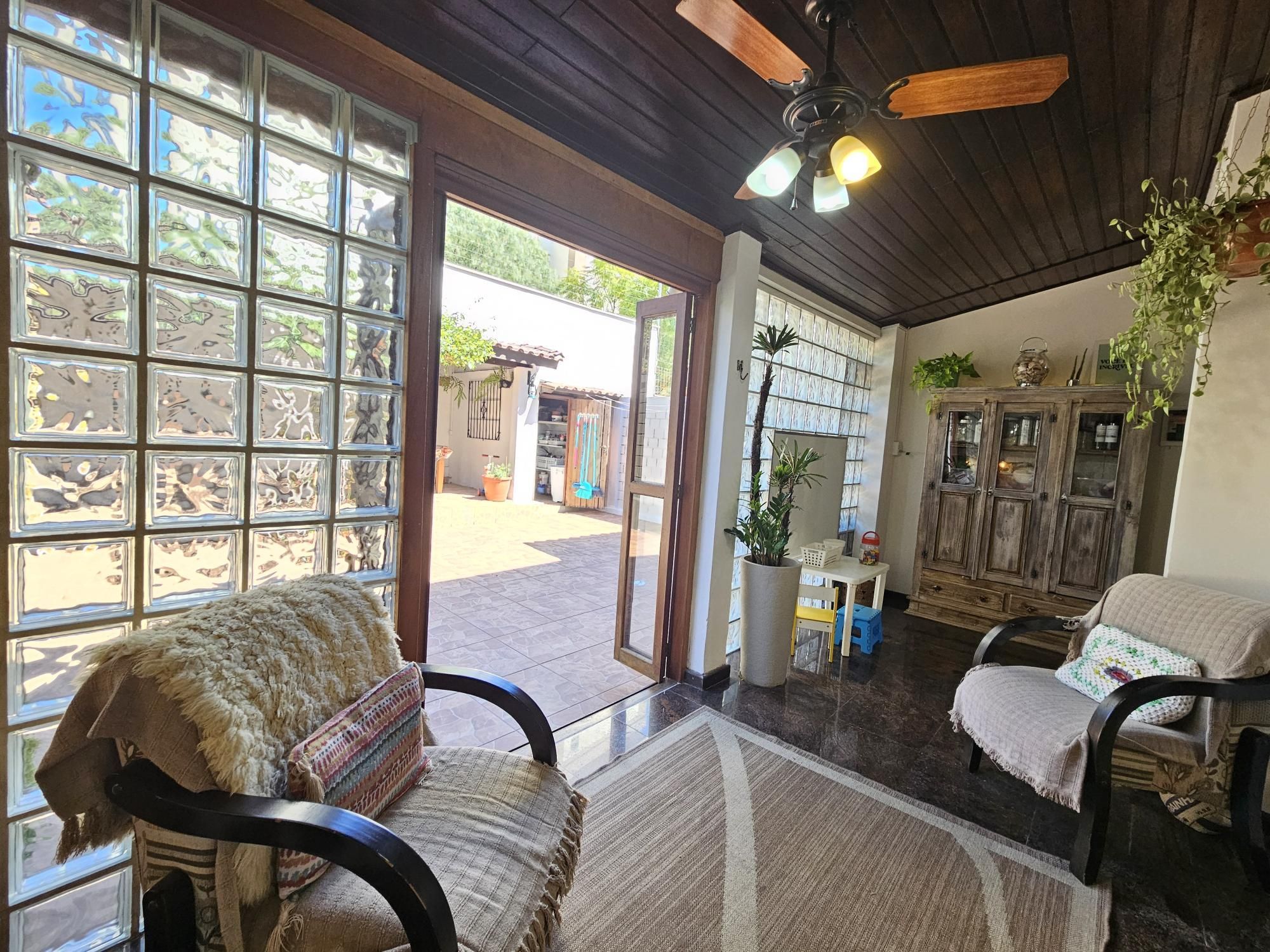 Casa de Condomínio à venda com 3 quartos, 196m² - Foto 15