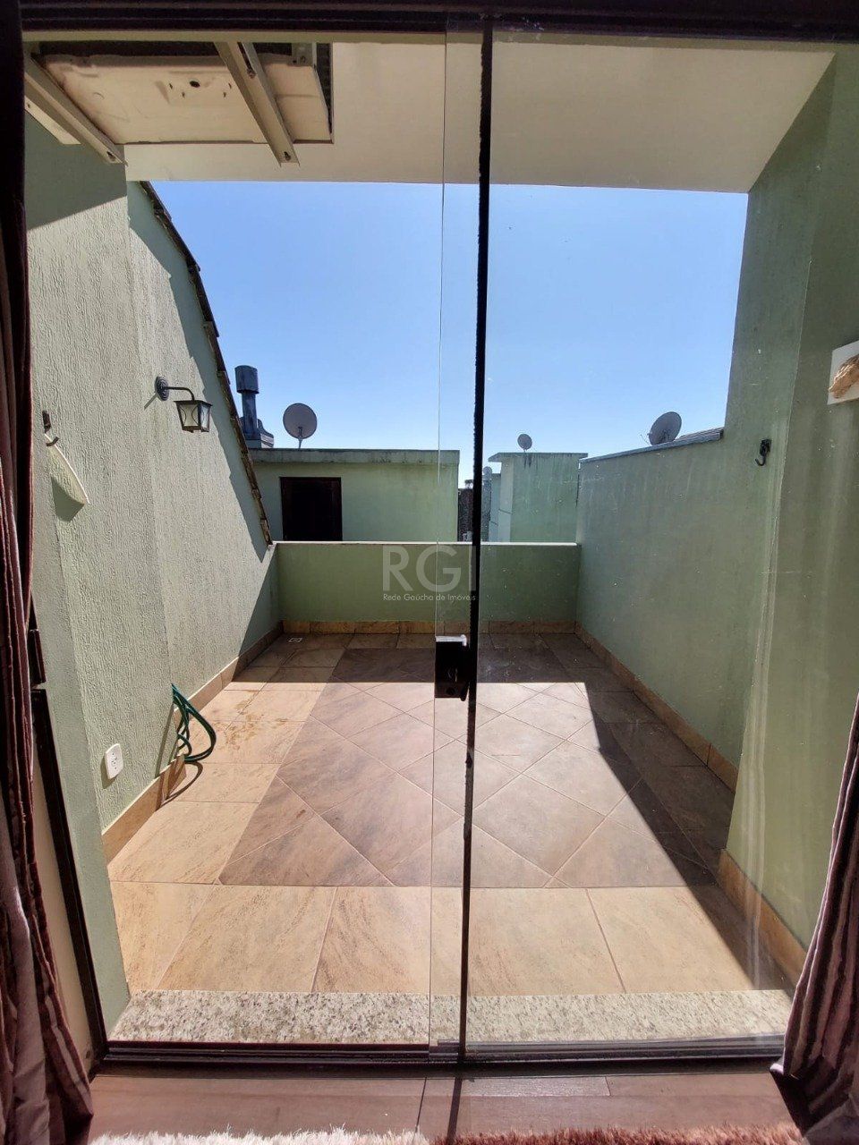 Casa à venda com 4 quartos, 216m² - Foto 9