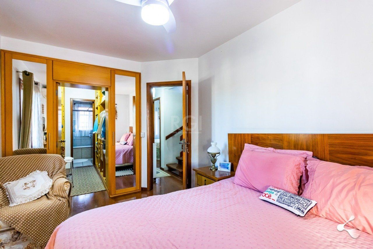 Casa de Condomínio à venda com 3 quartos, 233m² - Foto 37