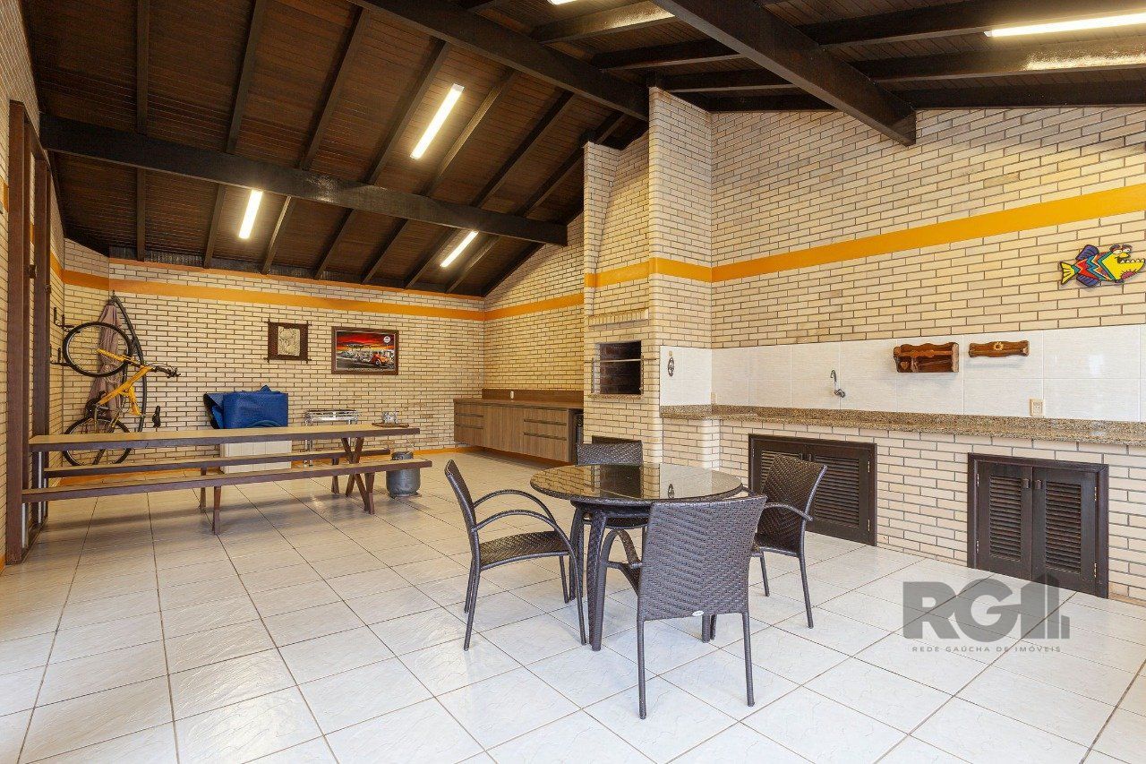 Casa à venda com 4 quartos, 335m² - Foto 7