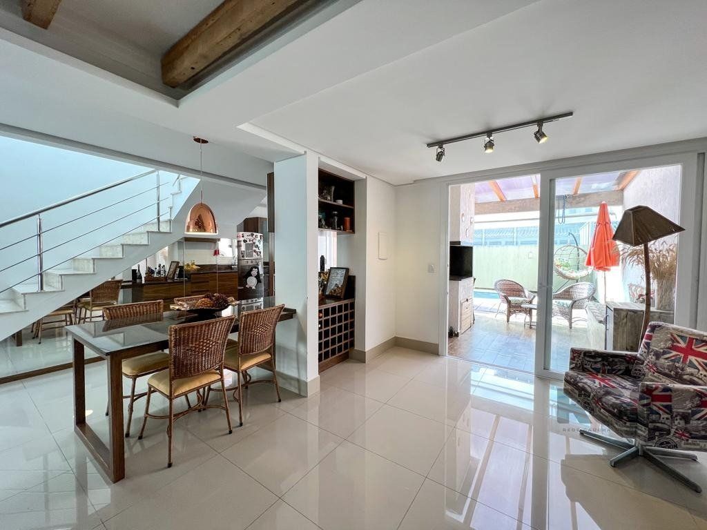 Casa, 3 quartos, 159 m² - Foto 4