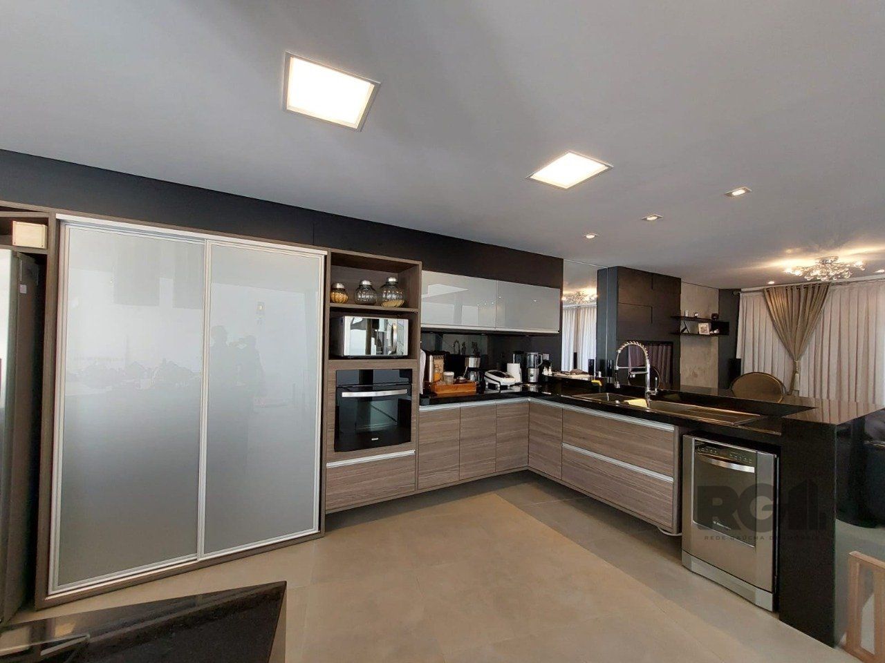 Casa de Condomínio à venda com 3 quartos, 296m² - Foto 11