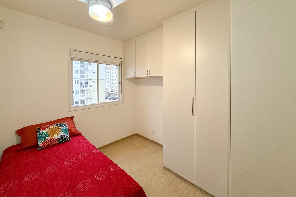 Apartamento à venda com 2 quartos, 52m² - Foto 9