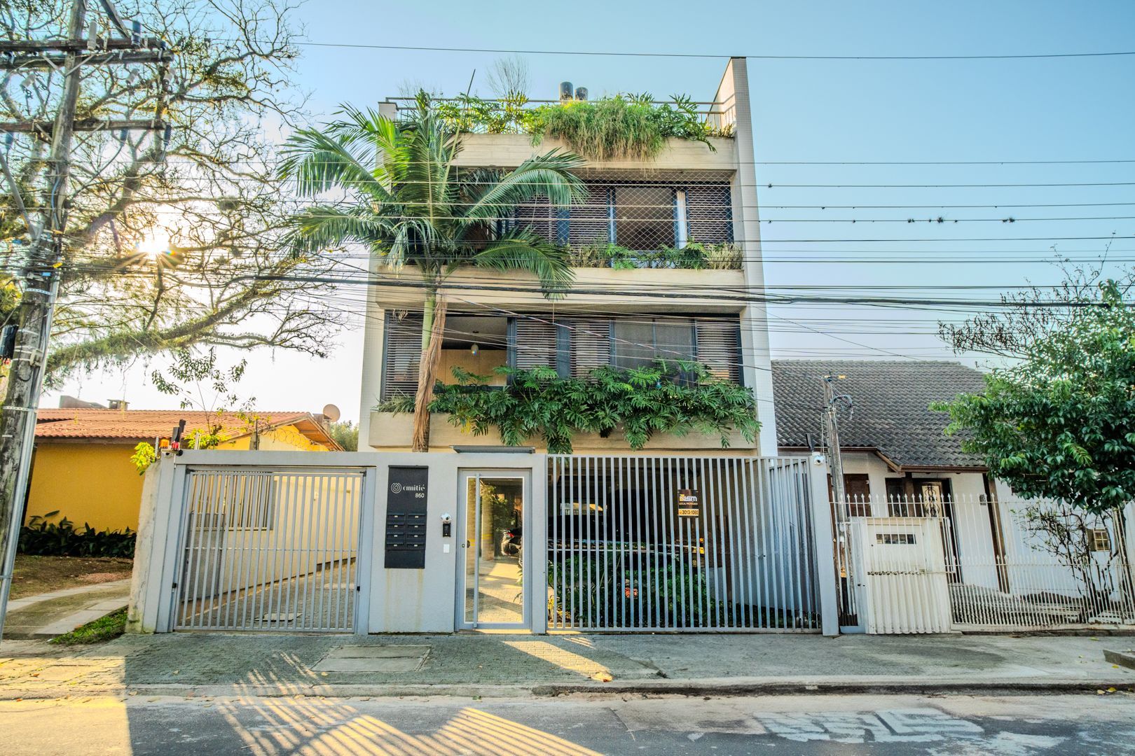 Apartamento Garden de 150m² com 3 suítes e 2 vagas no Bairro Tristeza/ POA