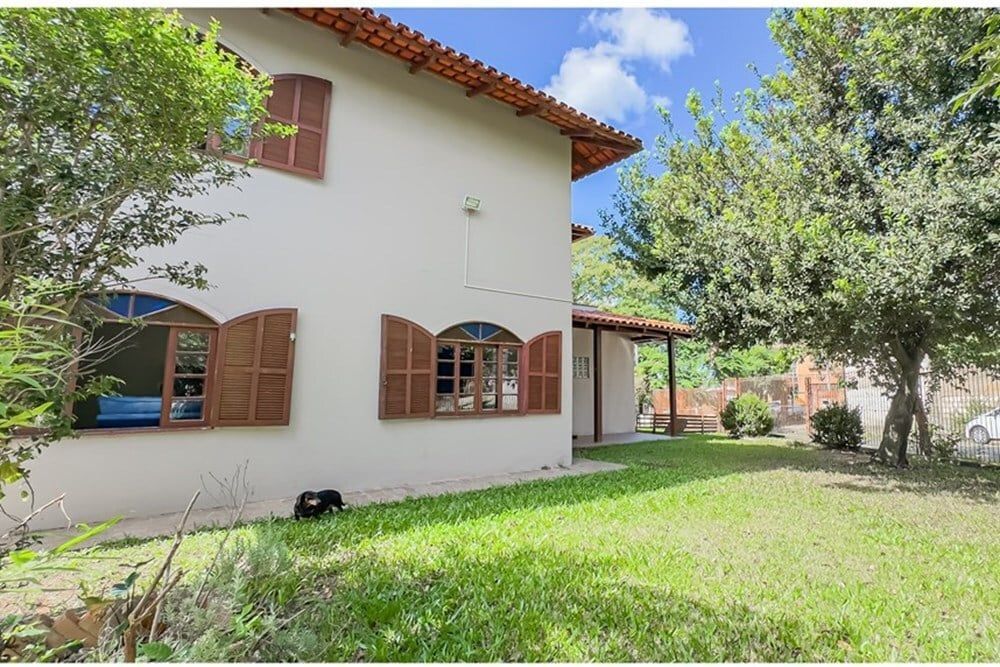 Casa à venda com 5 quartos, 208m² - Foto 29