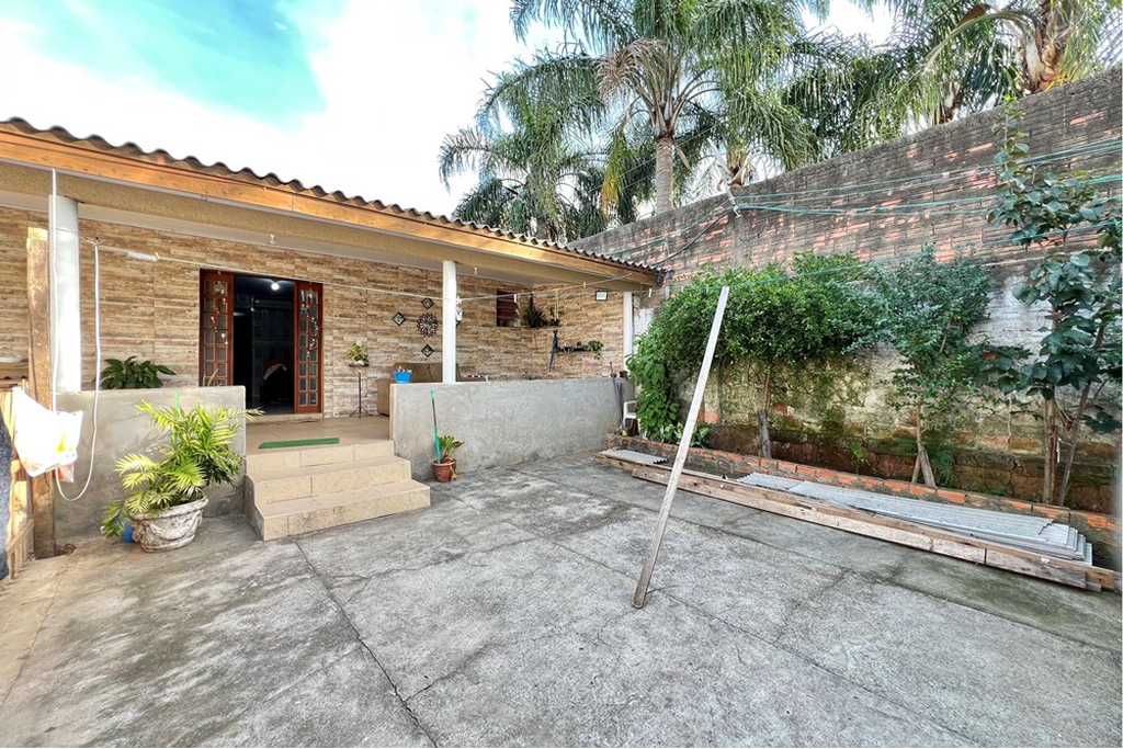 Casa à venda com 5 quartos, 240m² - Foto 23