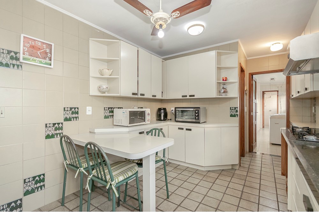 Apartamento à venda com 3 quartos, 139m² - Foto 12